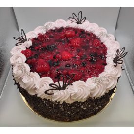 Tejszínes erdeigyümölcsös torta